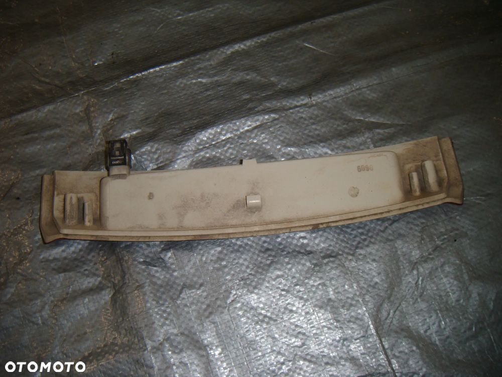 opel insignia a  10r kombi światło stop w klapę tył  13226860 - 2