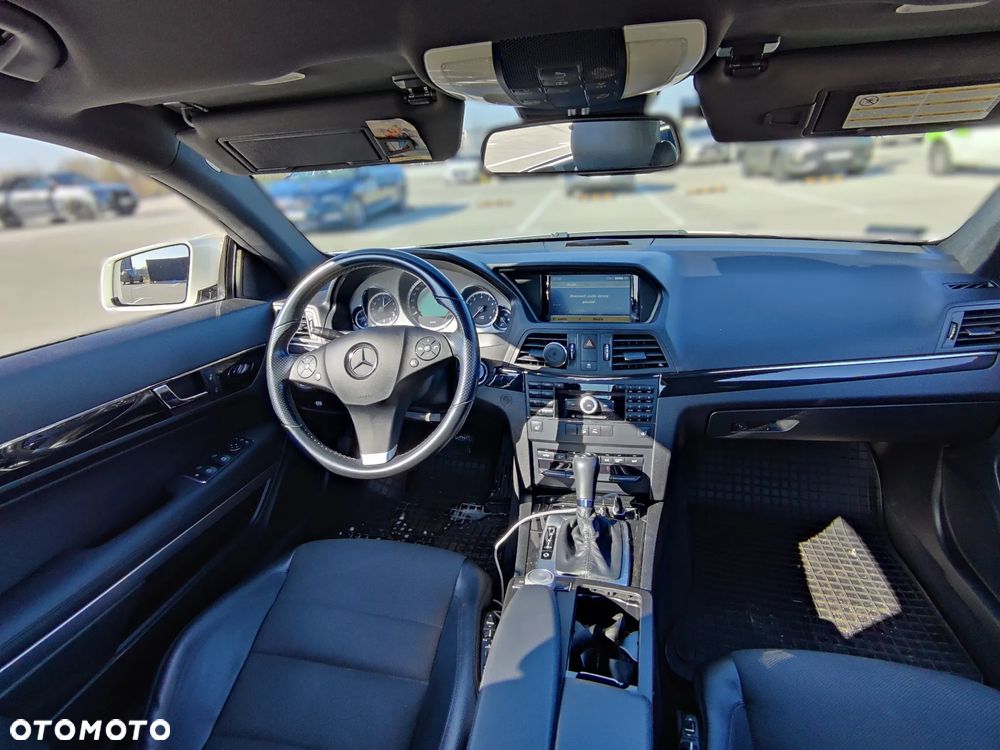 Mercedes-Benz Klasa E - 8