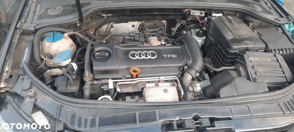 silnik 1,4 TFSI  CAX na części głowica tłoki wał blok - 1