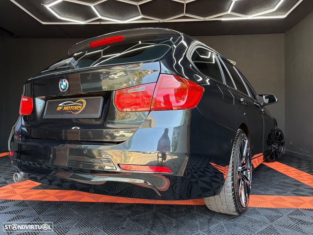 BMW 320 d Aut. Sport Line - 31