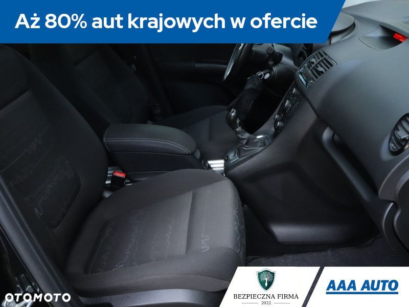 Opel Meriva - 11