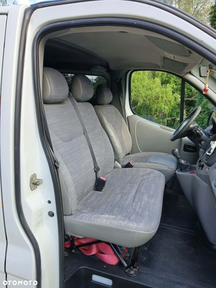 Renault Trafic - 12