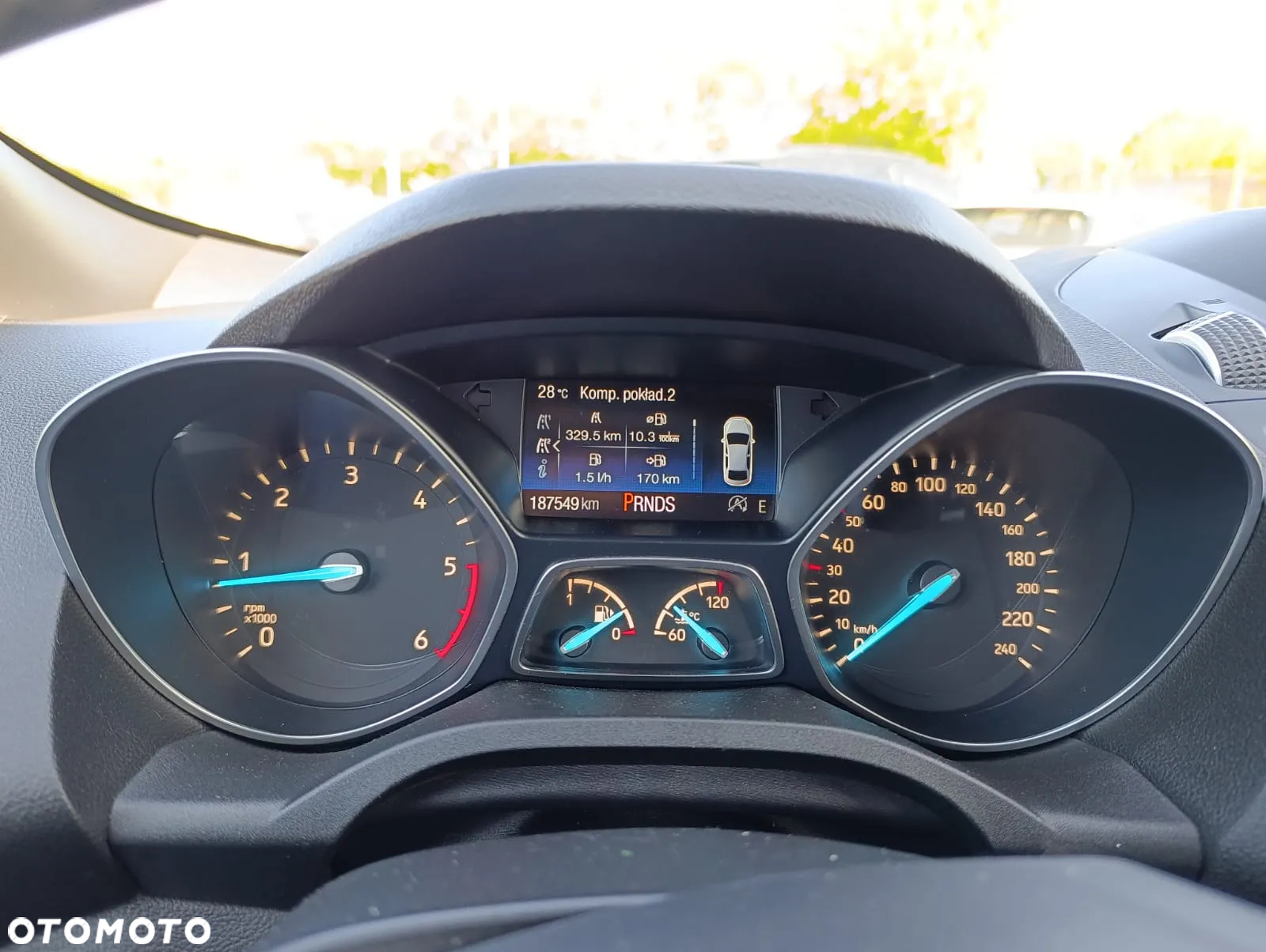 Ford Kuga 2.0 TDCi AWD ST-Line - 24