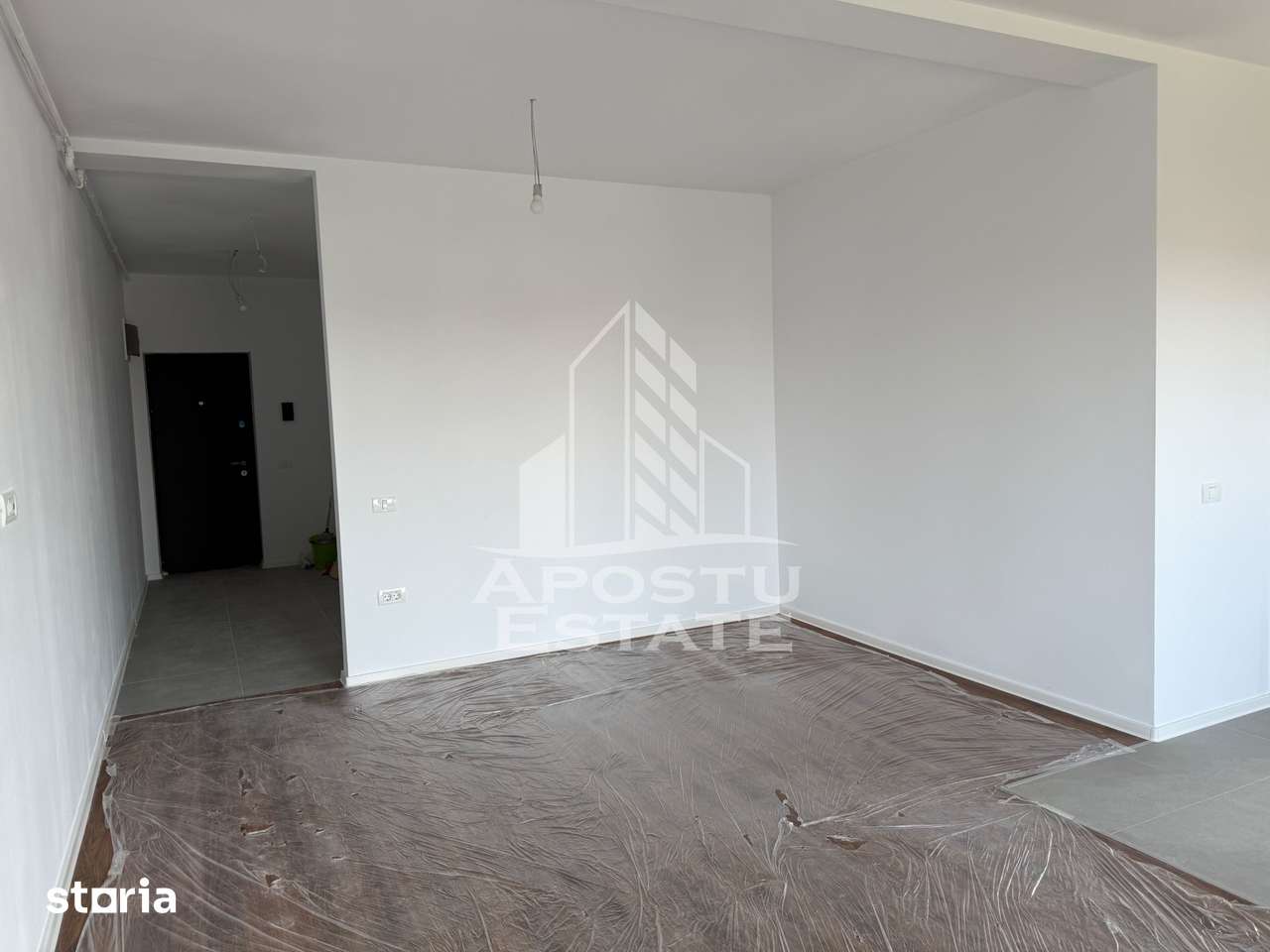 Apartament de vanzare cu 2 camere in Mosnita Noua — fotografia 1