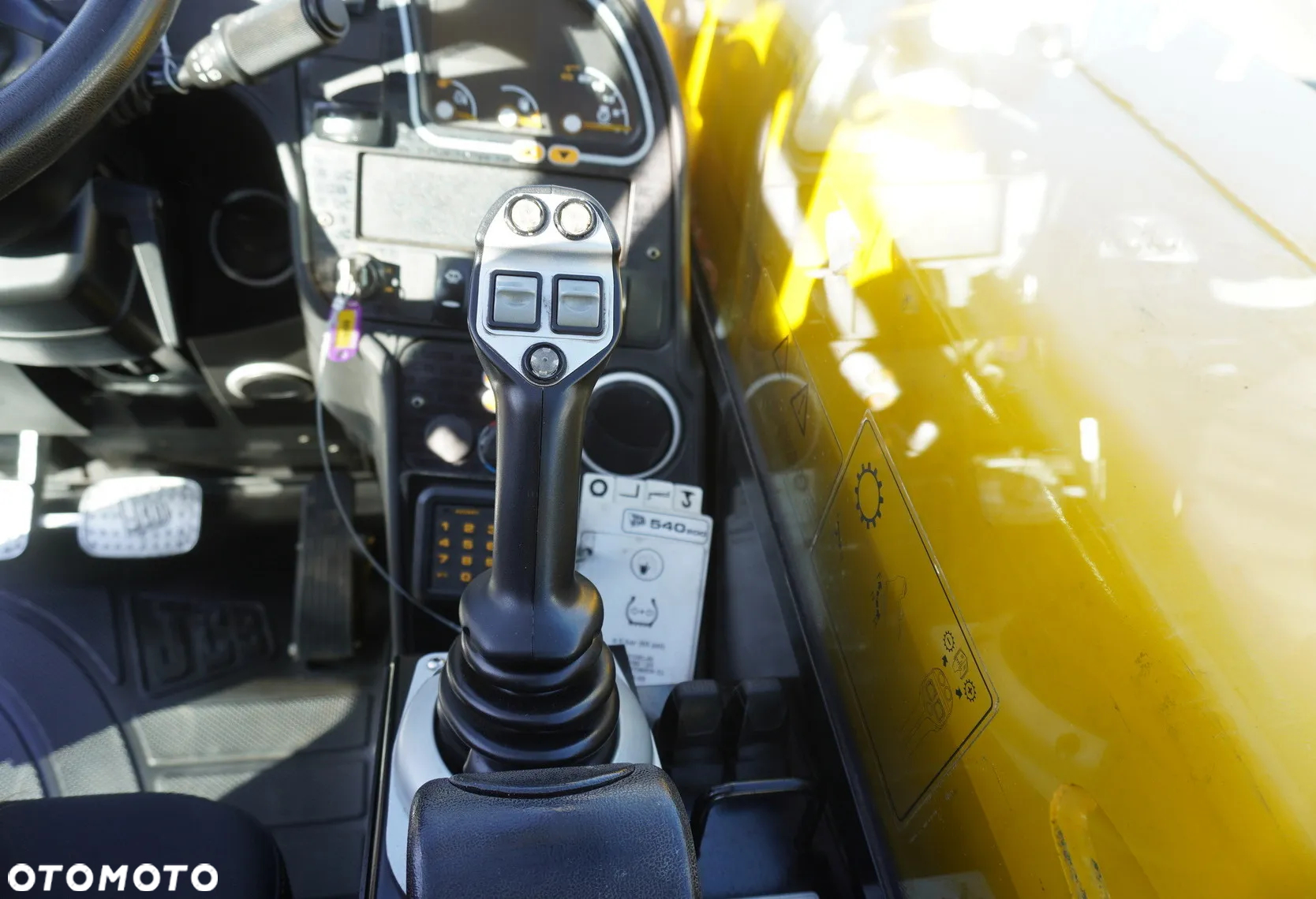 JCB 540-200 Telescopic Loader / 20m / joystick - 30