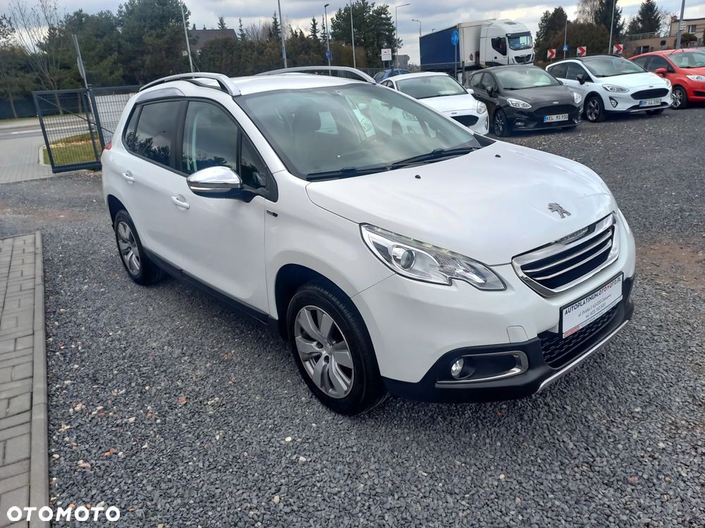 Peugeot 2008 BlueHDi 100 STOP & START Style - 9