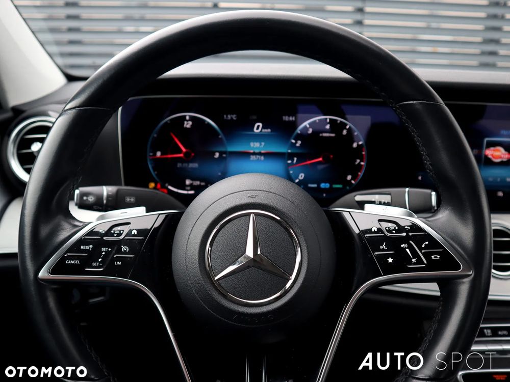 Mercedes-Benz Klasa E 200 4-Matic Avantgarde - 17