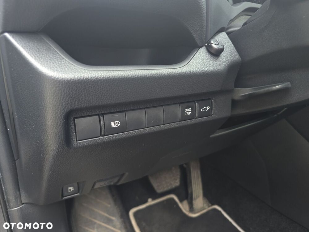 Toyota RAV4 - 24