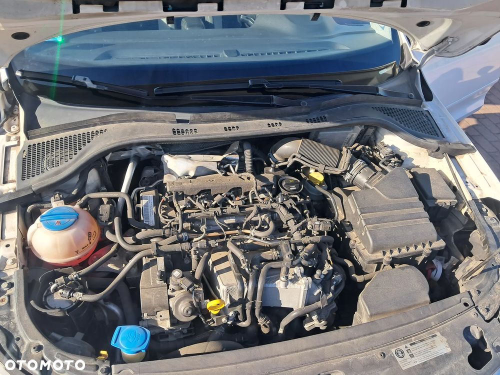 Skoda RAPID 1.6 TDI DPF Ambition - 7