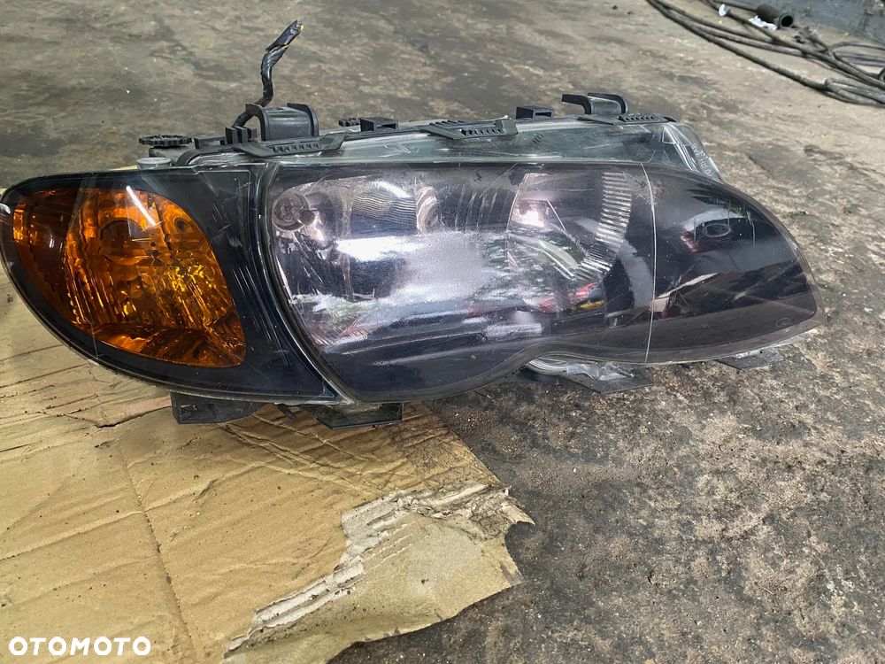 BMW E 46 LAMPA LEWA PRAWA PRZÓD - 2