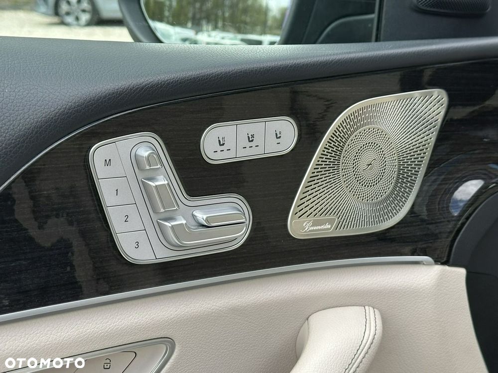 Mercedes-Benz GLS - 16
