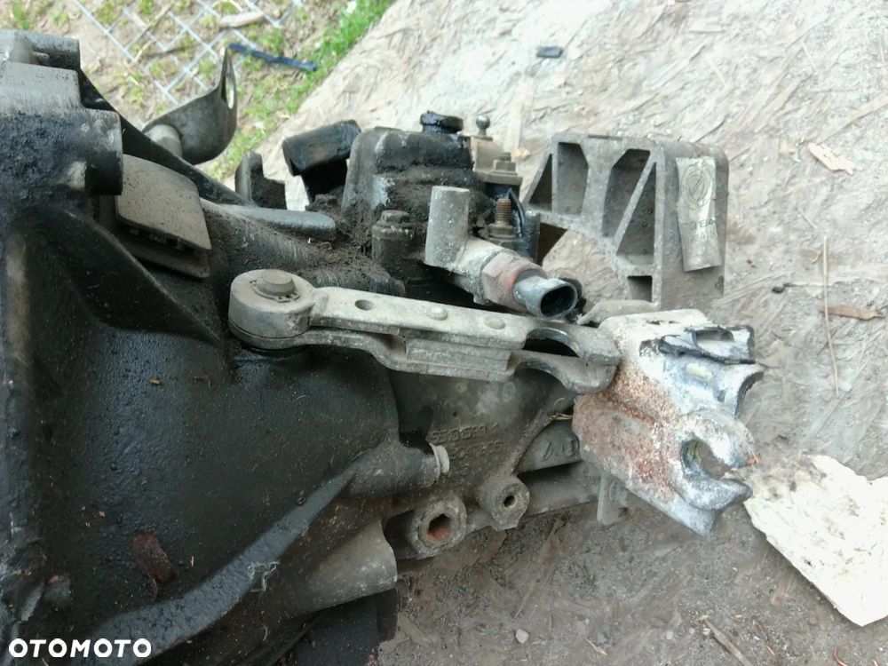 FIAT PANDA II 03-12 55181588 SKRZYNIA BIEGÓW 1.1 54 PS - 4