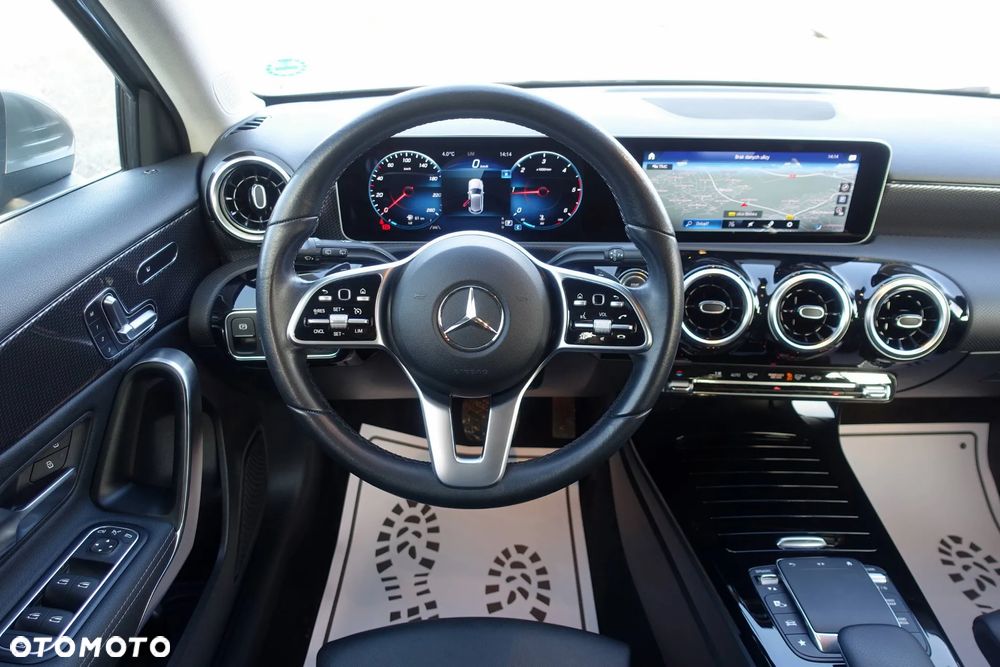 Mercedes-Benz Klasa A 180 d 7G-DCT Progressive - 15