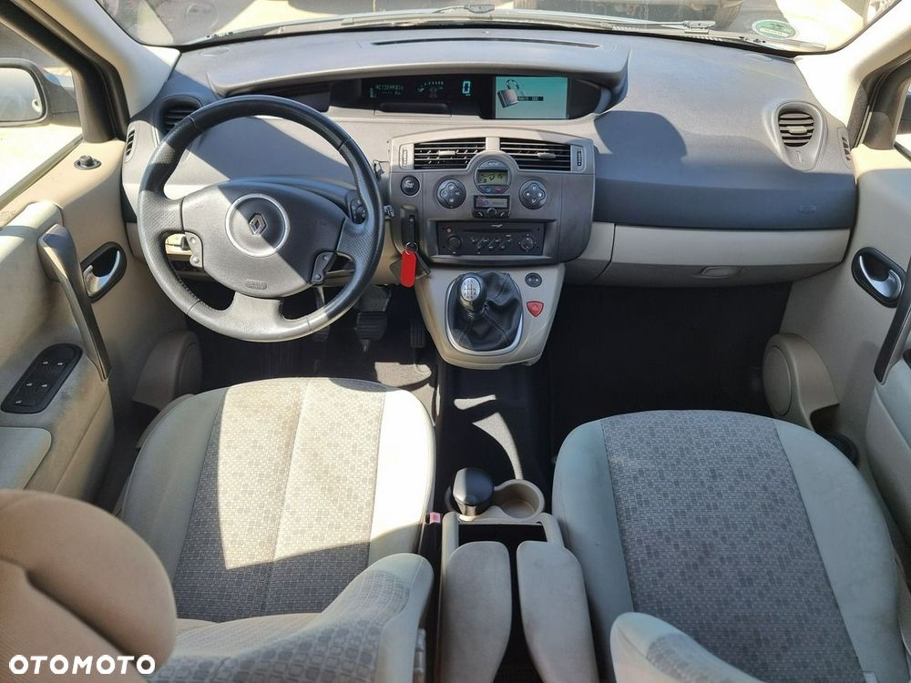 Renault Scenic - 13