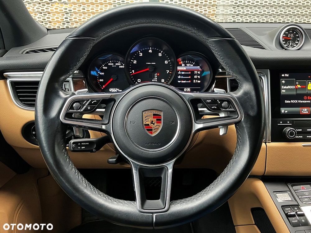 Porsche Macan - 15