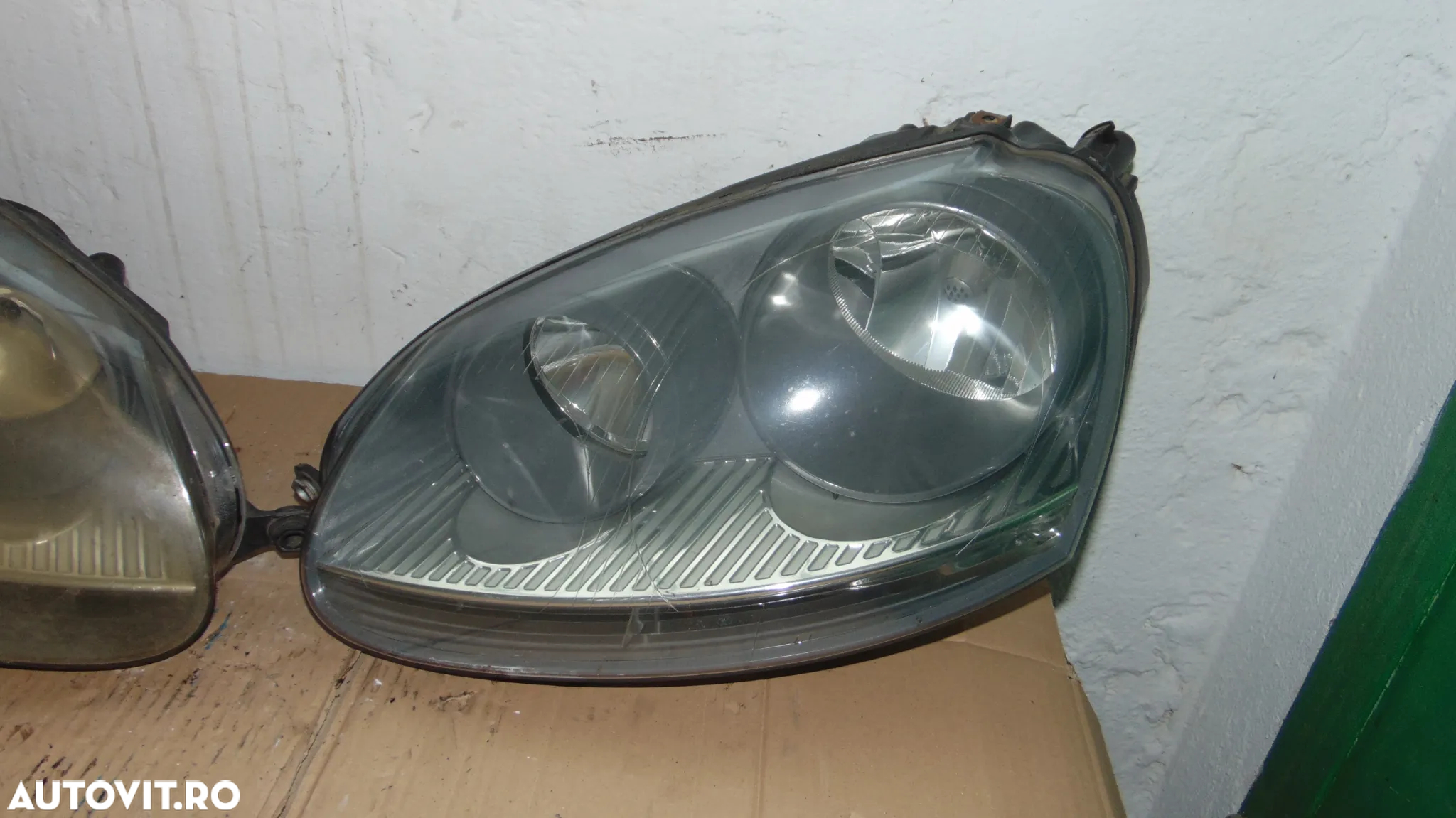 Faruri stanga/dreapta Volkswagen Golf 5 an 2007 Hatchback. - 4