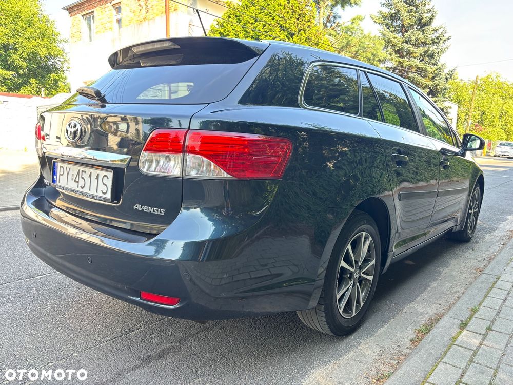 Toyota Avensis 2.0 D-4D Comfort - 11
