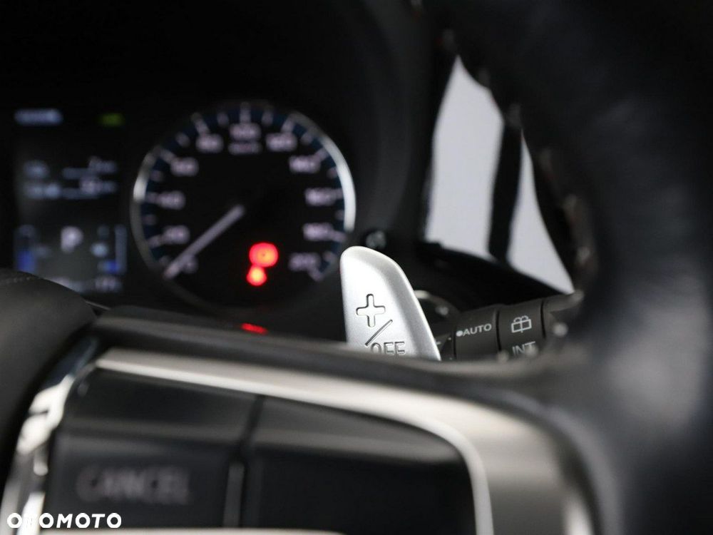 Mitsubishi Outlander - 33