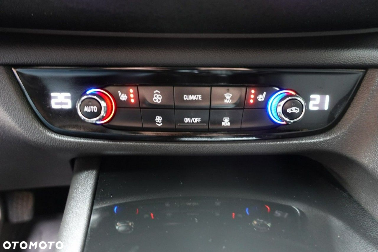 Opel Insignia - 17