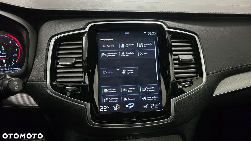 Volvo XC 90 B5 D AWD Plus Dark - 32