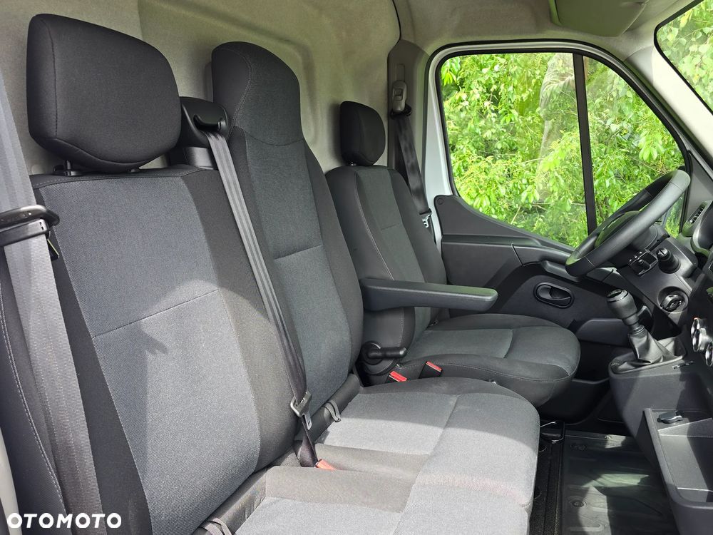 Renault Master 2.3 , 2023 ROK ,Salon Polska ASO L3H2 , bez wkładu , czujniki parkowania - 15