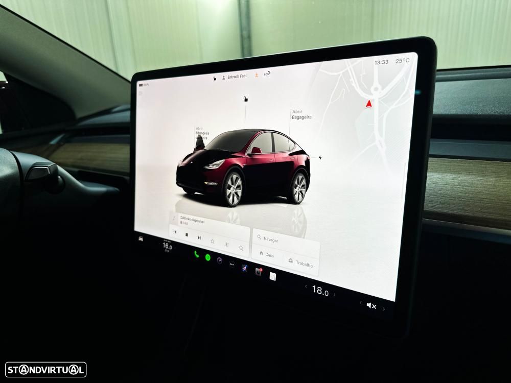 Tesla Model Y Standard - 38