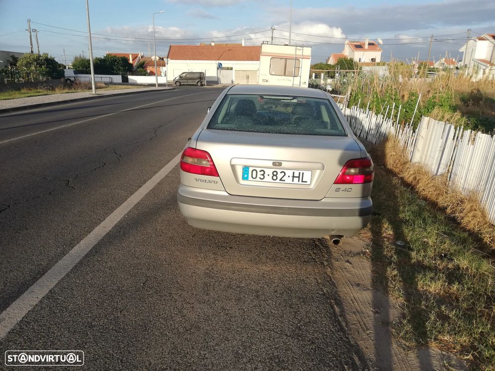 Volvo S40 1.8 - 3
