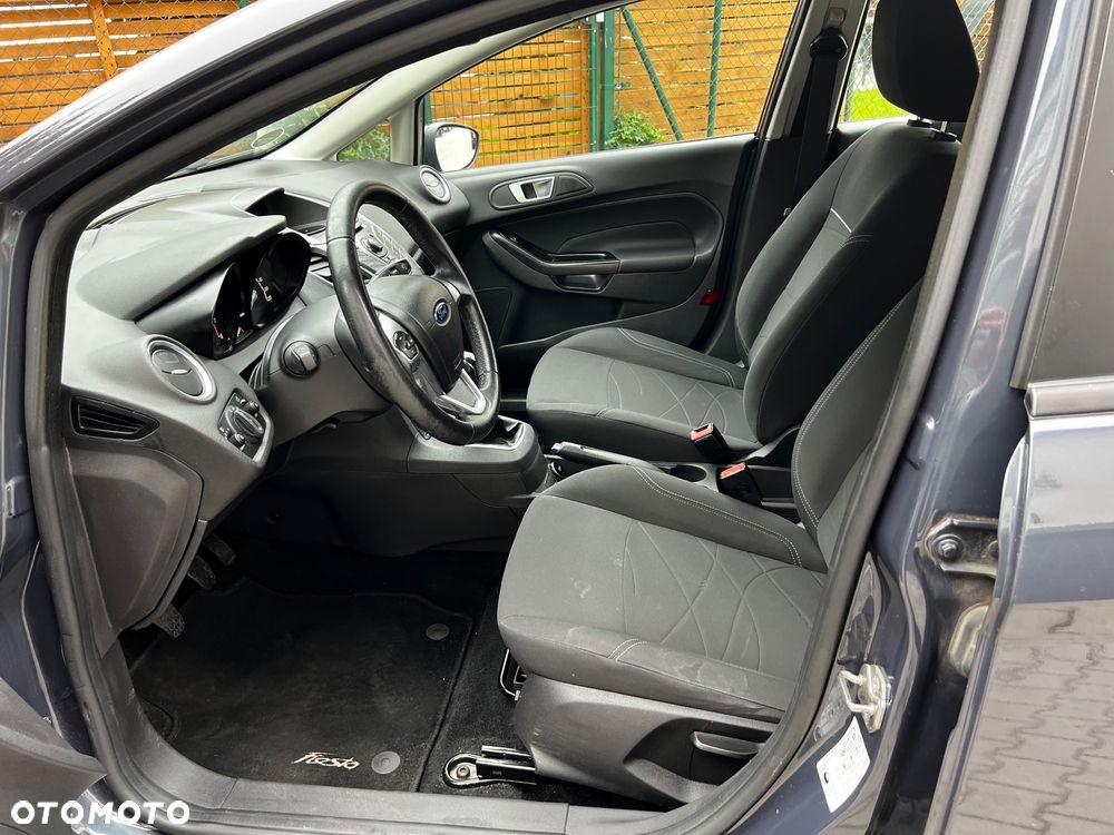 Ford Fiesta - 16