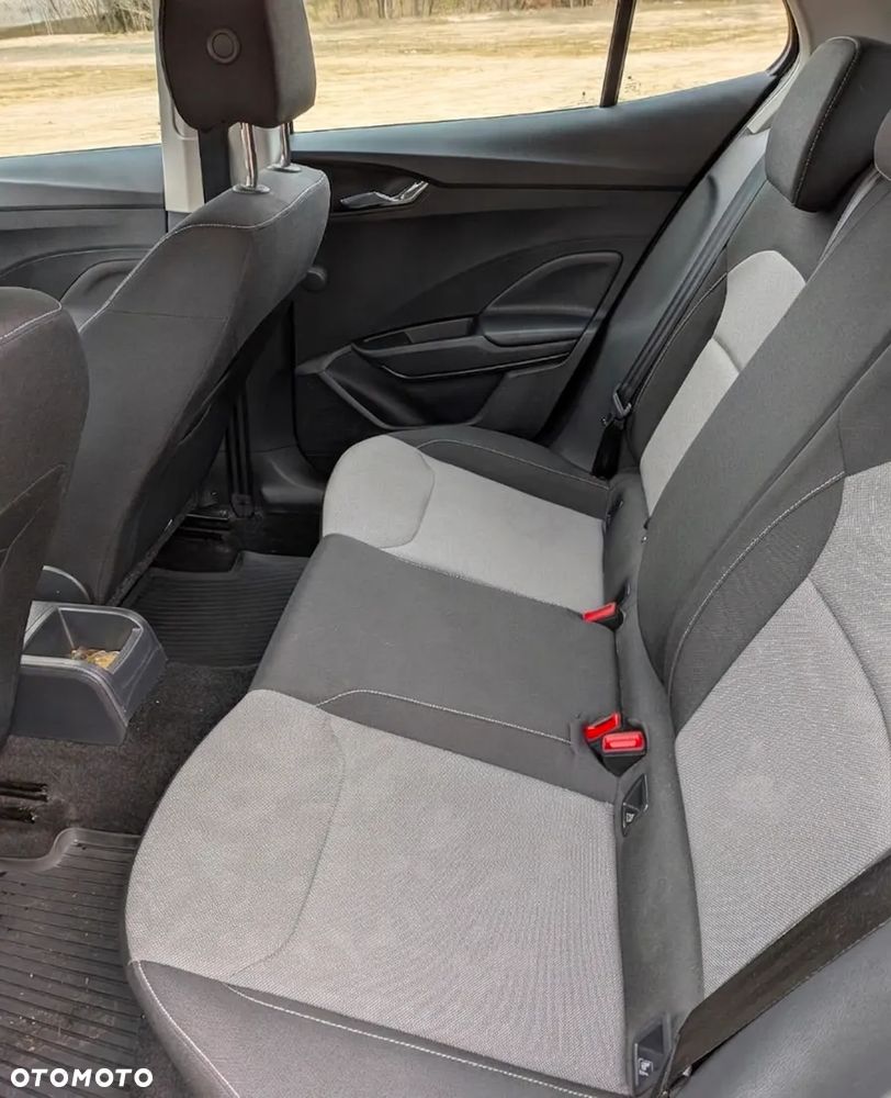 Skoda Fabia 1.0 TSI Ambition - 6