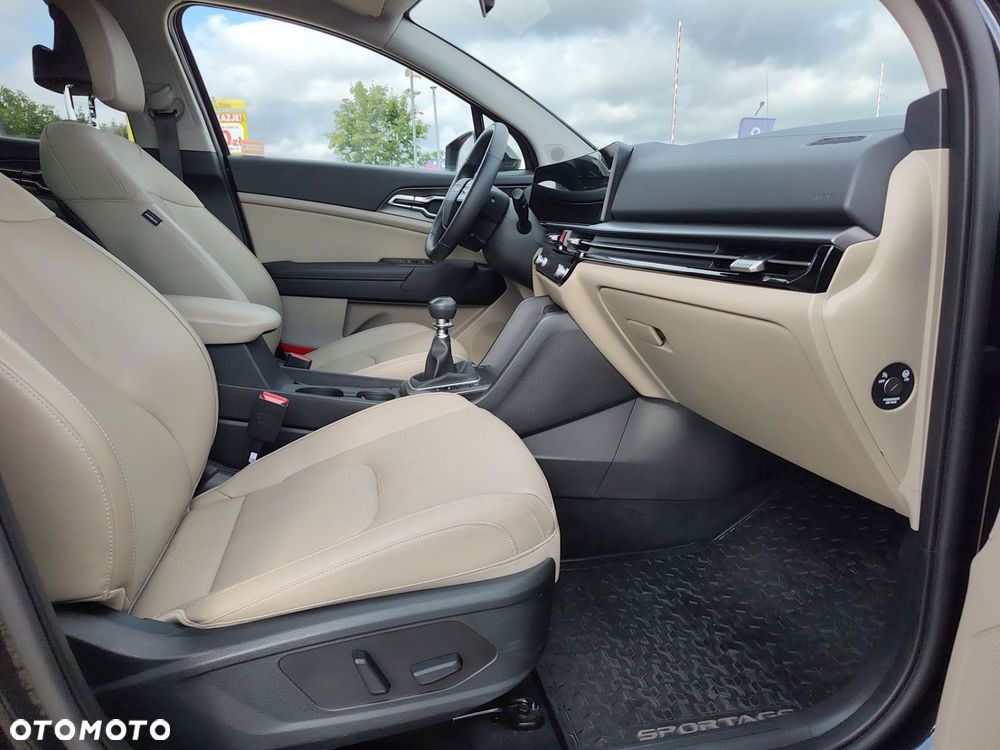Kia Sportage 1.6 T-GDI Business Line 2WD - 19
