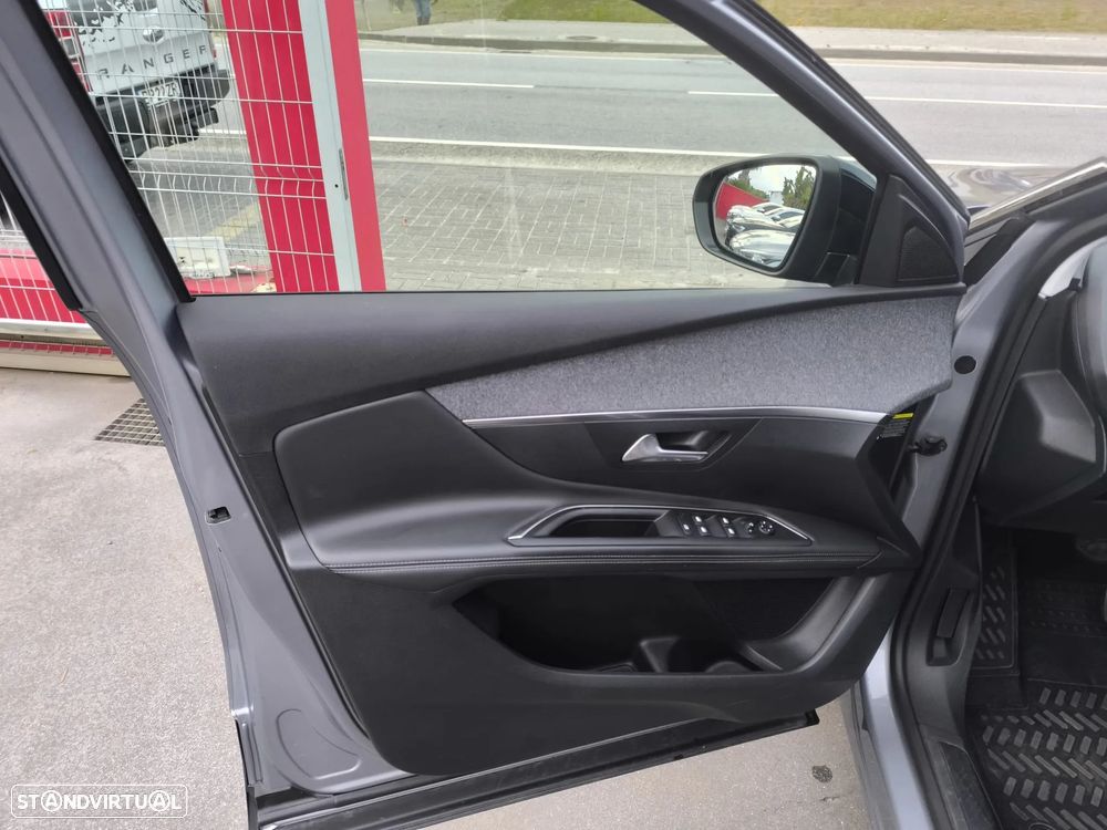 Peugeot 3008 BlueHDi 120 EAT6 Stop & Start Allure - 22