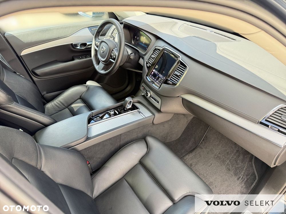 Volvo XC 90 - 24