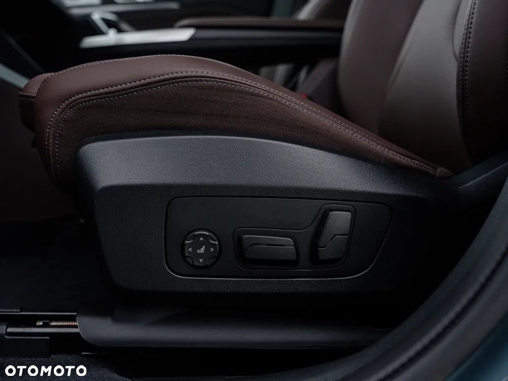 BMW X2 xDrive20d - 14