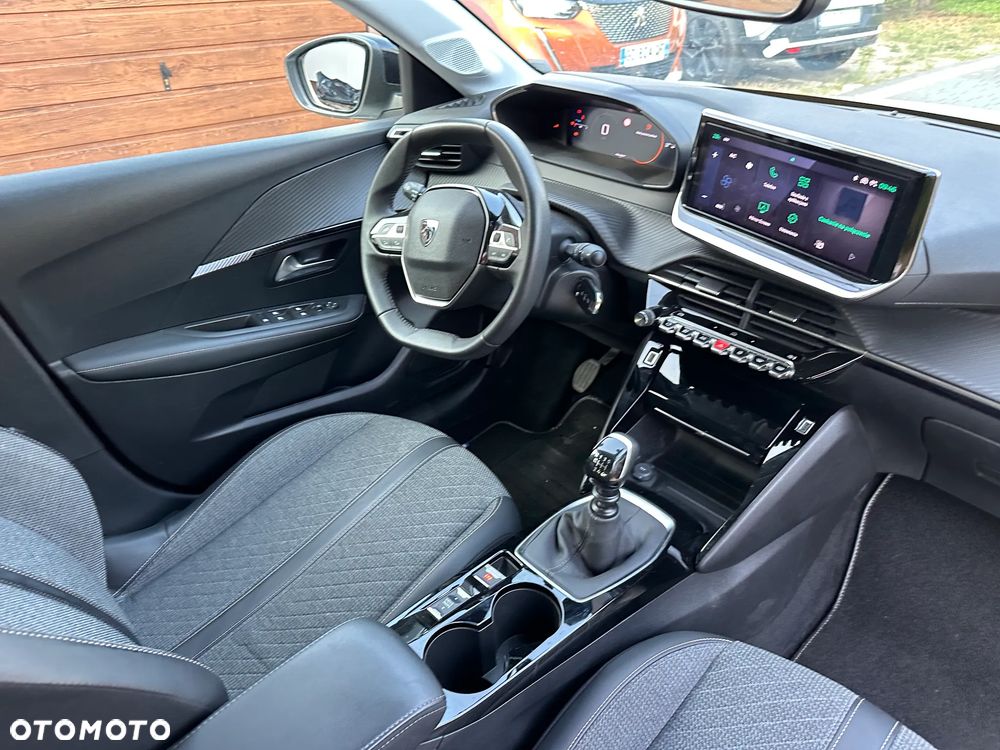 Peugeot 208 1.2 T Allure S&S - 7