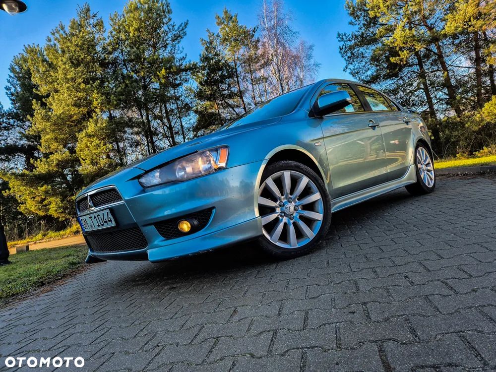 Mitsubishi Lancer 1.8 Intense - 14