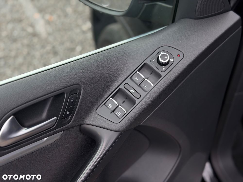 Volkswagen Tiguan - 15