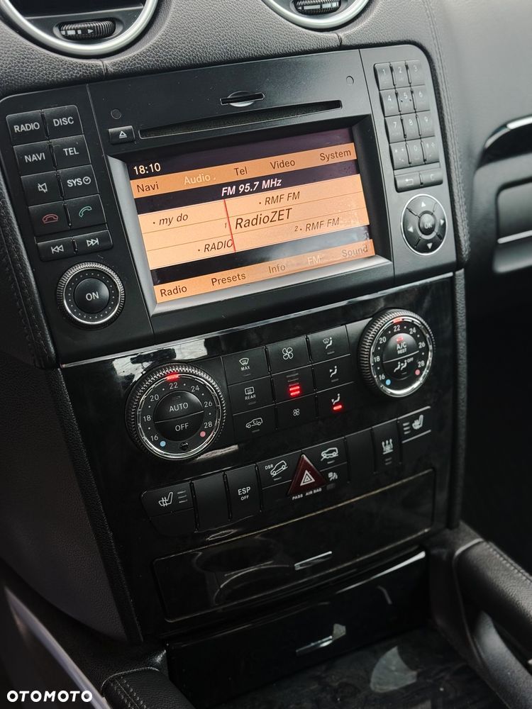 Mercedes-Benz ML - 10