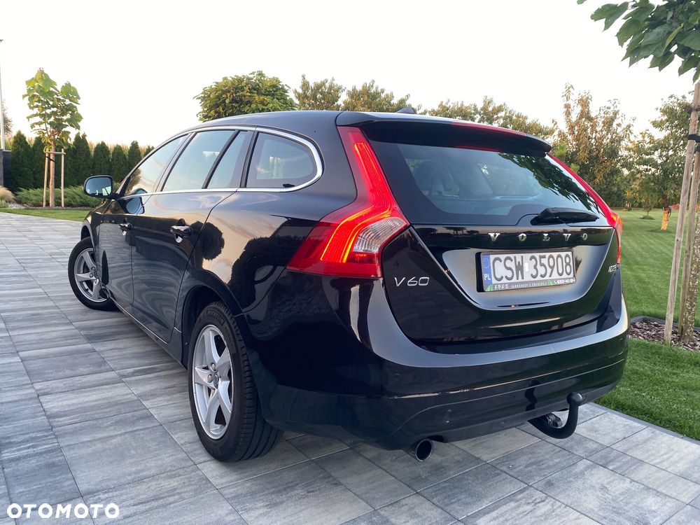 Volvo V60 D3 Drive-E Summum - 32