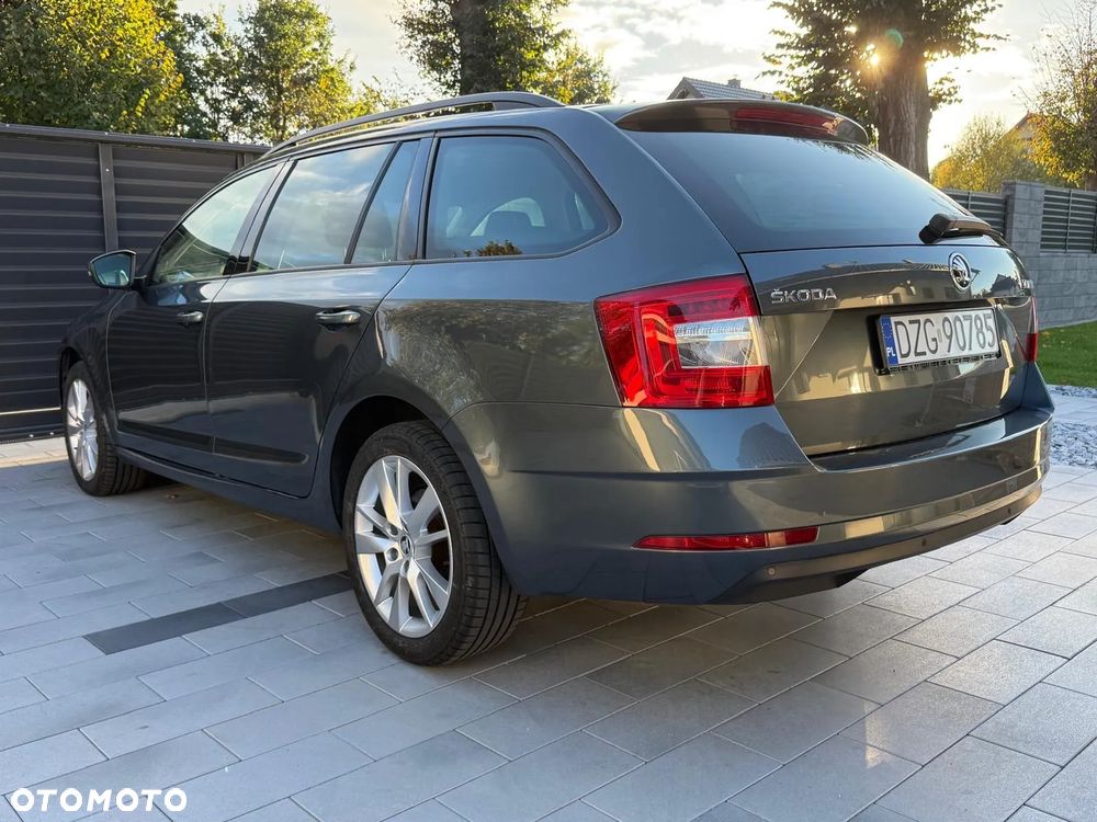 Skoda Octavia 1.8 TSI DSG Style - 22