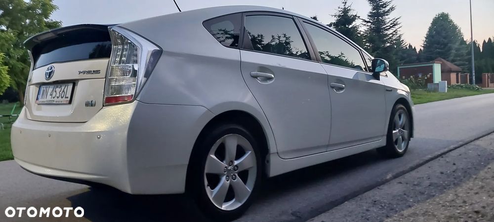 Toyota Prius - 8