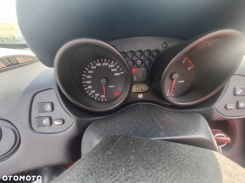 Alfa Romeo Spider - 6