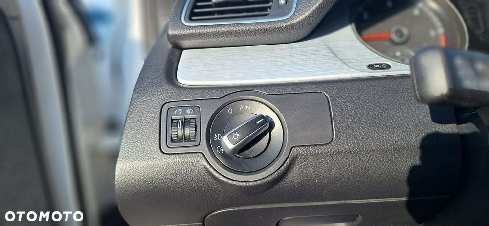 Volkswagen Passat Alltrack - 19