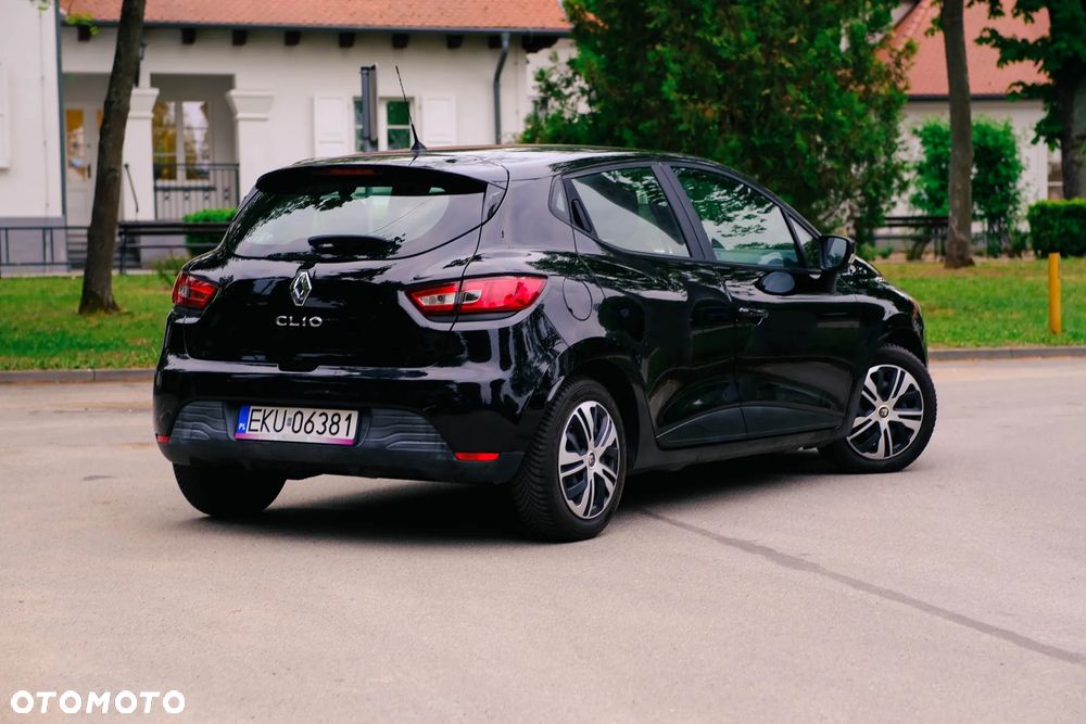 Renault Clio 1.2 16V Expression - 10