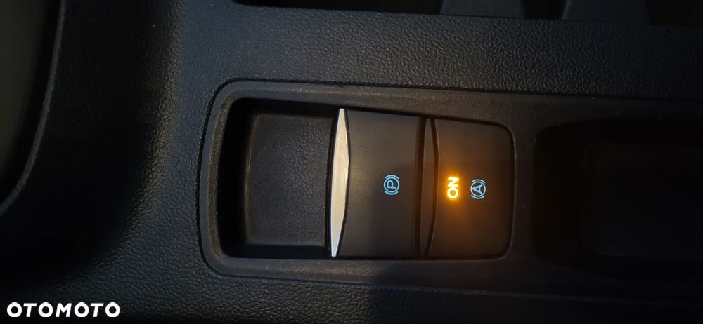 Ford Focus 1.5 EcoBlue SCR Connected - 22