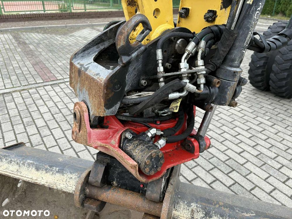 Yanmar B110W ROTOTILT 4 ŁYŻKI TYLKO 2618 mth - 8