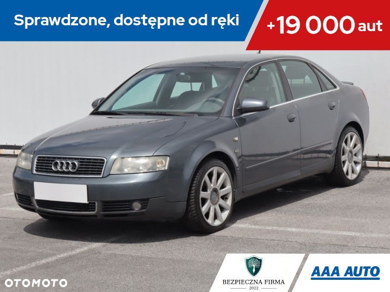Audi A4 Limousine - 2