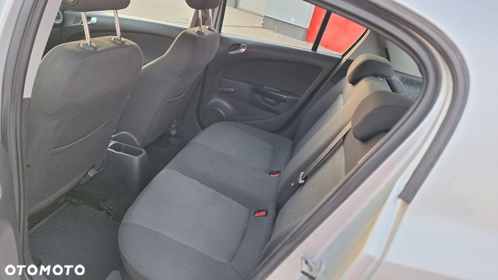 Opel Corsa - 8