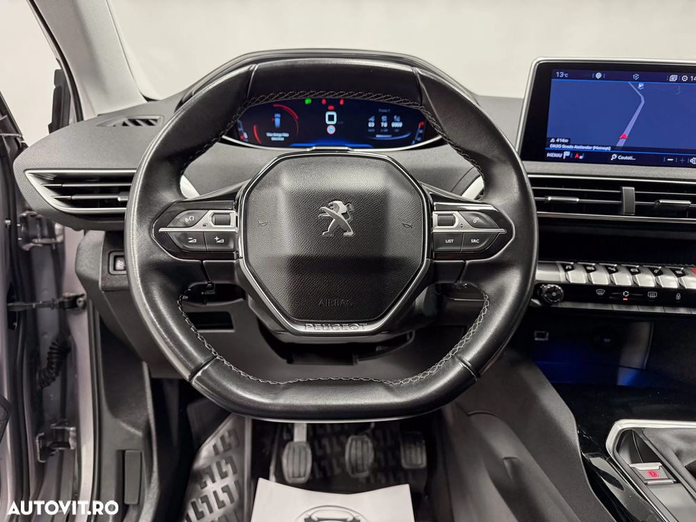 Peugeot 5008 PureTech 130 Stop & Start Active Business-Paket - 24