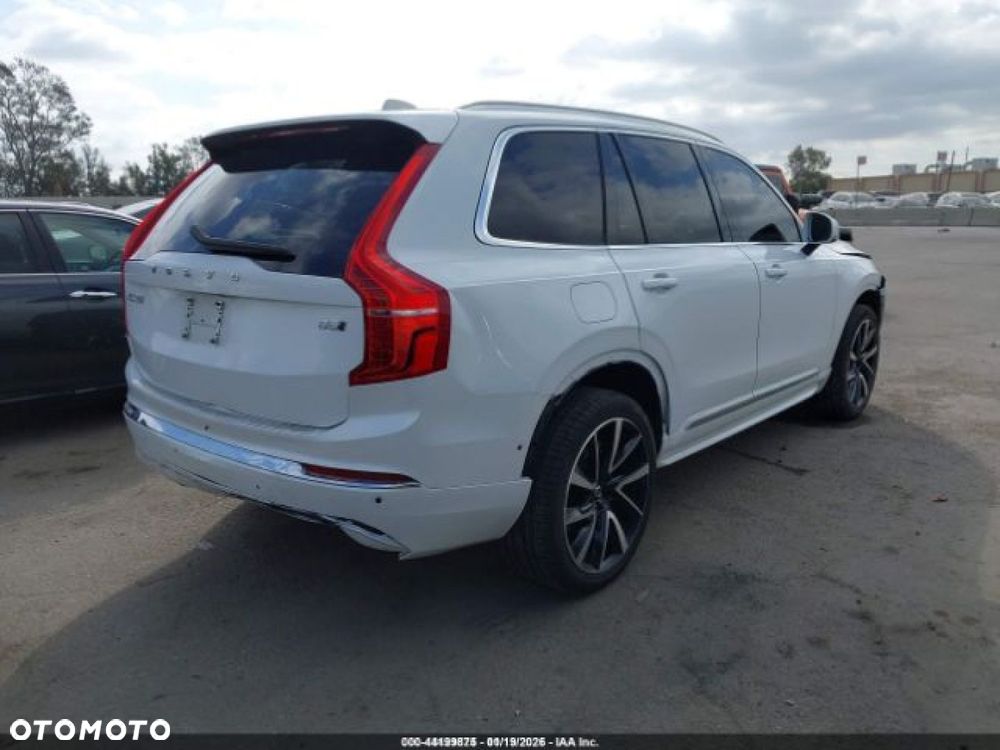 Volvo XC 90 - 4
