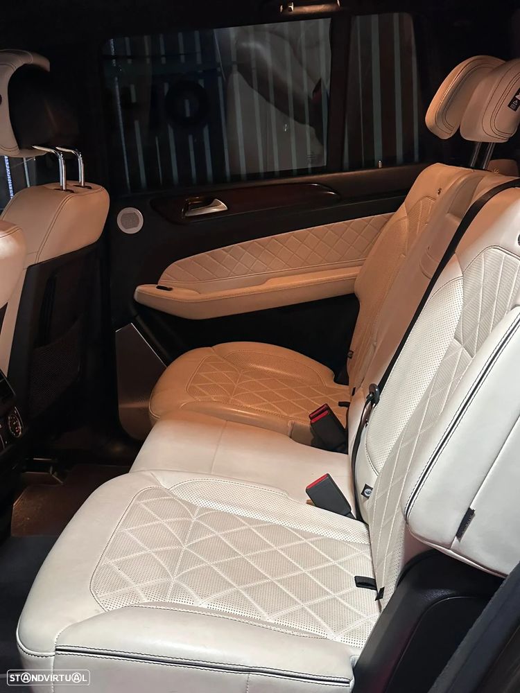 Mercedes-Benz GLS 350 d 4Matic 9G-TRONIC AMG Line - 14